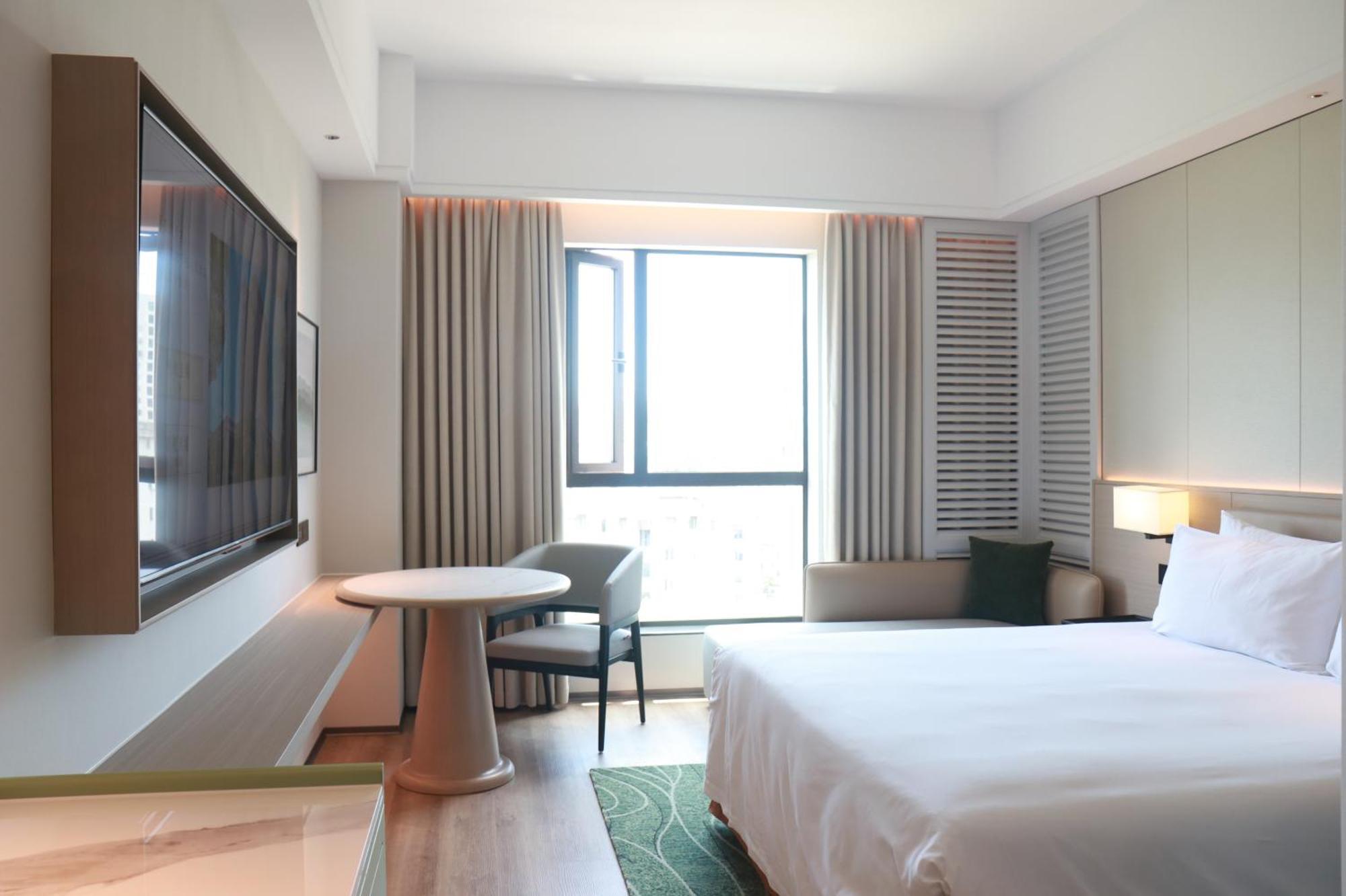 S&N Zhejiang Linhai International Hotel Exterior photo
